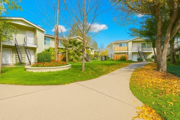 2BR/1BA Condo on Grande Cir · Fairfield photo 1