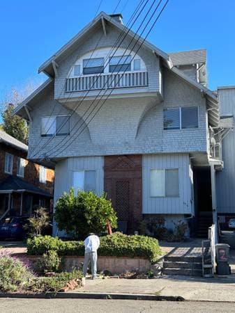 2BR/1BA Apartment · Berkeley photo 1
