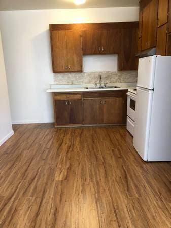 2BR/1BA Apartment · Berkeley photo 4