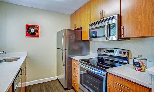 2BR/2BA Apartment on Pepper Tree Ln · Santa Clara photo 5