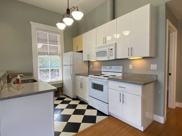 1BR/1BA Apartment on Main St · Penngrove photo 4