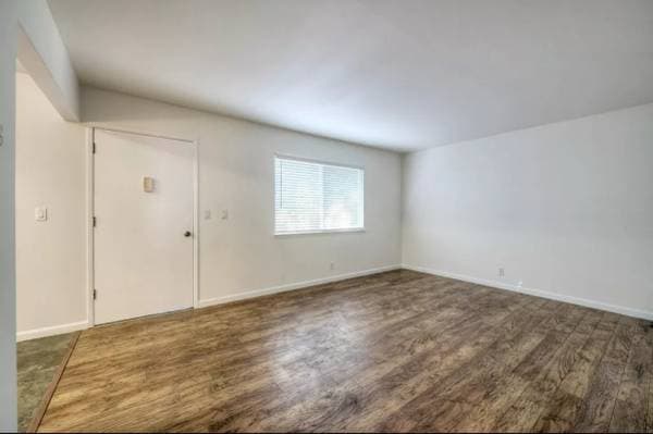 2BR/1BA Single Family House on Magliocco Dr · San Jose photo 3