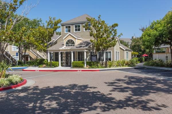 2BR/2BA Apartment · San Jose photo 2