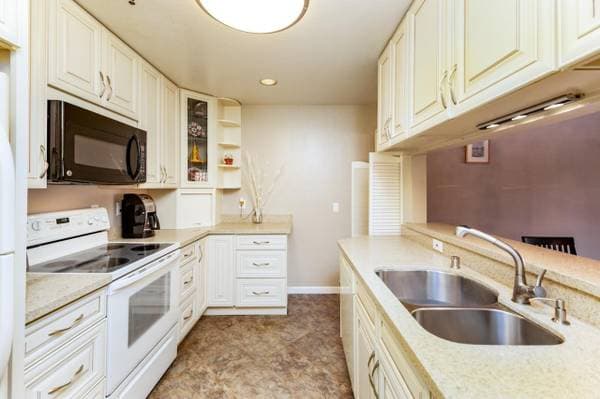1BR/1BA Condo · Burlingame photo 4