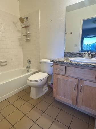 2BR/3BA Townhouse · Fairfield photo 3