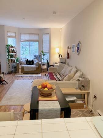 1BR/1BA Condo · Berkeley photo 2