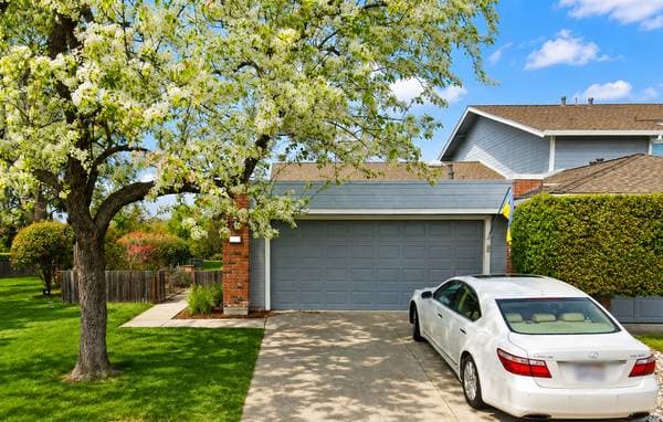 2BR/2BA Condo · Port Costa photo 3