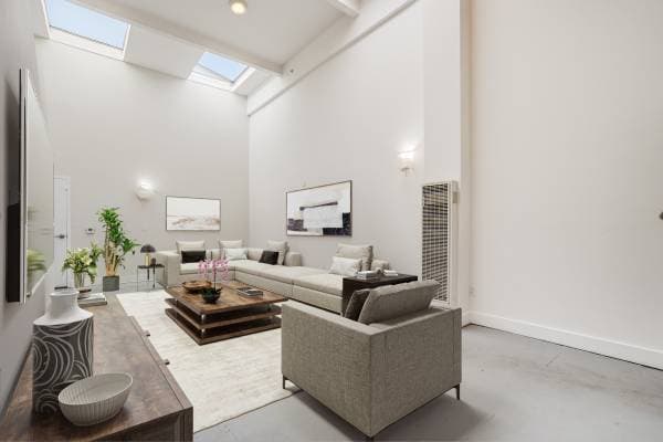 1BR/2BA Loft · Oakland photo 4
