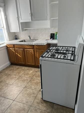 3BR/2BA Apartment on Bancroft Ave 94605 · Oakland photo 5