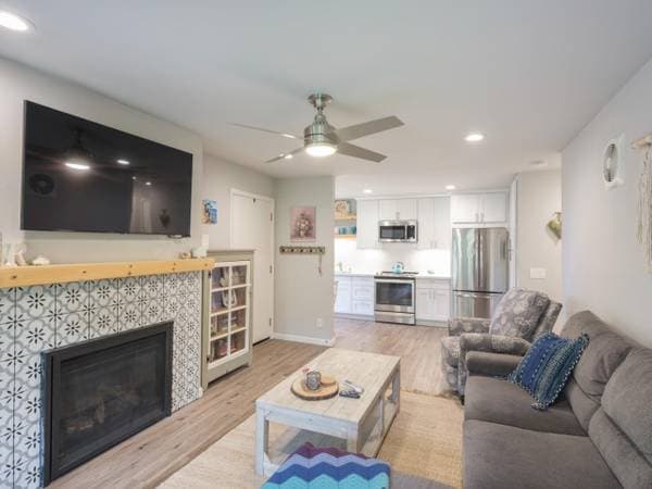 1BR/1BA Condo · Campbell photo 5
