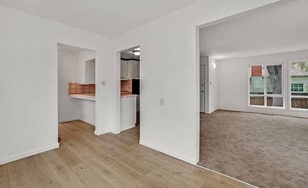 2BR/1BA Single Family House · Hayward photo 4