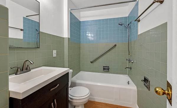 2BR/1BA Single Family House · Hayward photo 5