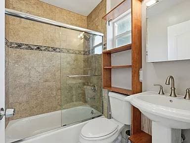 Beautiful Spacious 3-bedroom 2-bath Home In Berkeley! photo 4