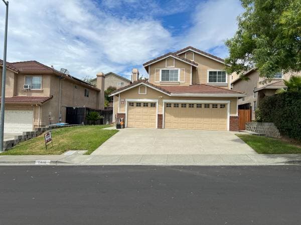 5BR/3BA Single Family House on Legend Circle · Vallejo photo 1