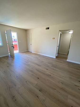 2BR/1BA Apartment · Santa Clara photo 2