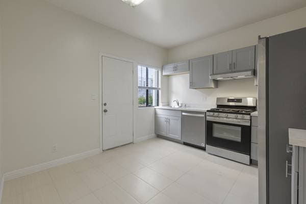 6BR/2BA Flat · San Francisco photo 2