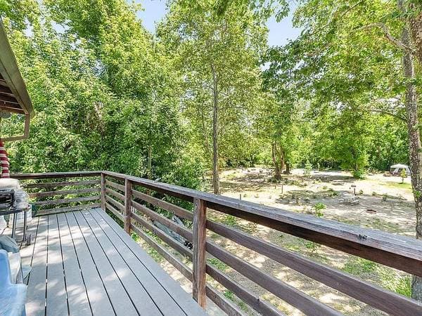 3BR/2BA Apartment · Guerneville photo 1
