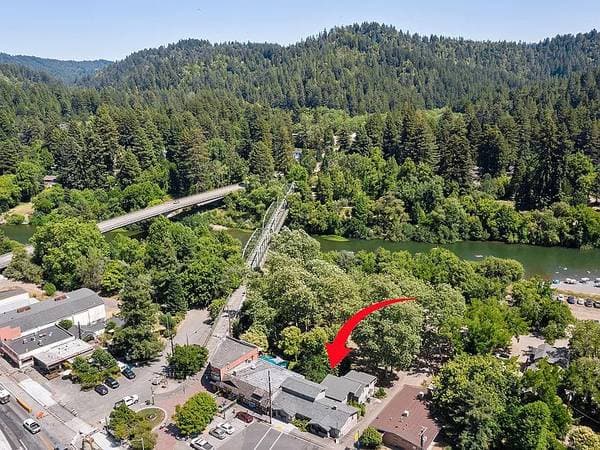 3BR/2BA Apartment · Guerneville photo 3