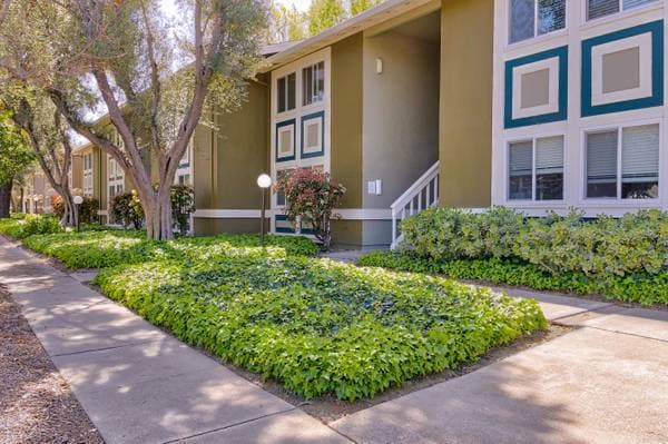 2BR/1BA Apartment on Golden Rd · Pleasanton photo 2