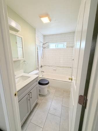 2BR/1BA Apartment on 9th Ave · Oakland photo 3