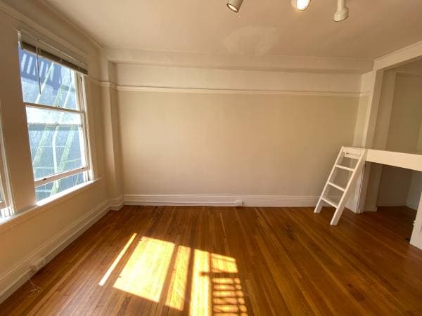 0BR/1BA Apartment on Jones St · San Francisco photo 5