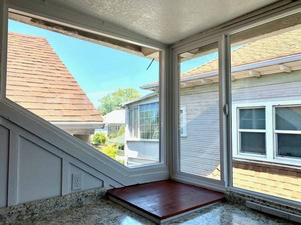 2BR/1BA Duplex on 54th Street · Oakland photo 3