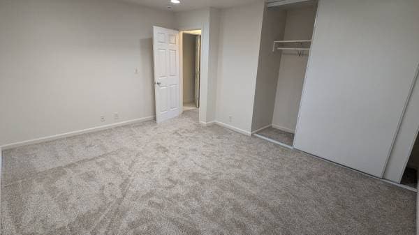 2BR/1BA Apartment · Hayward photo 4