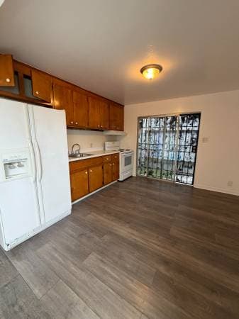 Houses on 68th Avenue · Oakland photo 3