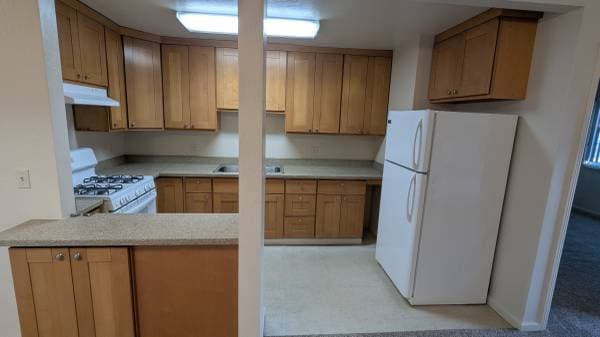 2BR/1BA Apartment · Hayward photo 2