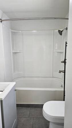 1BR/1BA Single Family House · Oakland photo 3
