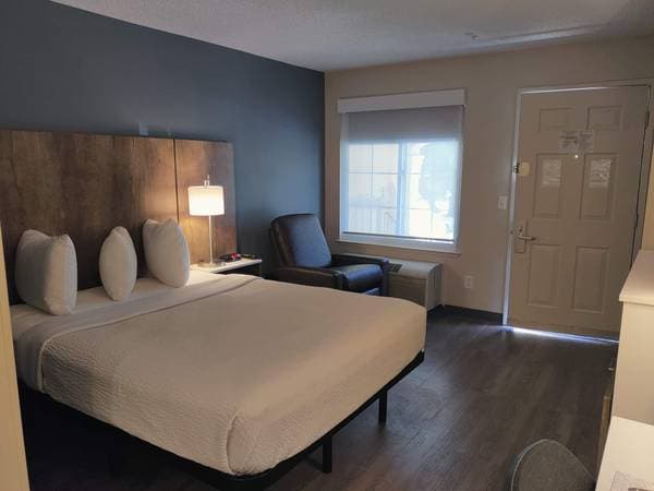 1BR/1BA Other · Mountain View photo 4