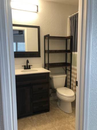 0BR/1BA Single Family House · Petaluma photo 4