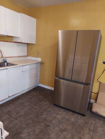 2BR/1BA Apartment · Redwood City photo 1