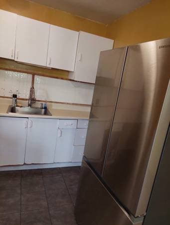 2BR/1BA Apartment · Redwood City photo 2
