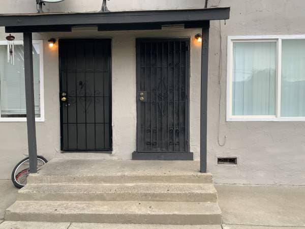 2BR/1BA Townhouse on C Street · Richmond photo 1