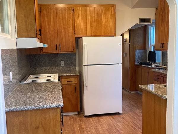 3848 Sacramento St San Francisco, CA 94118 photo 2