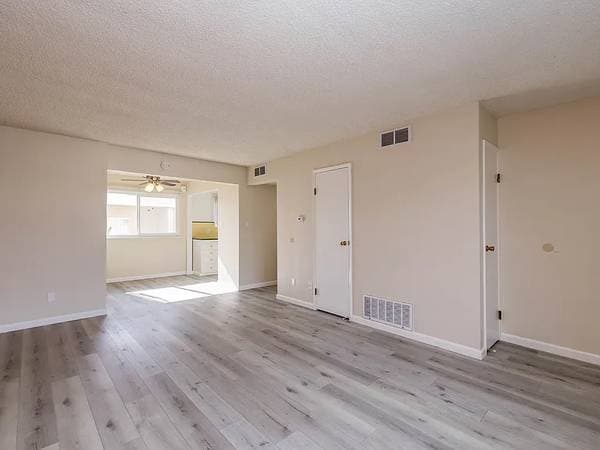Apartments on Adams St · Oakland photo 1