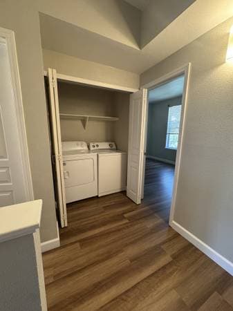 2BR/2BA Townhouse on Round Barn Blvd · Santa Rosa photo 4