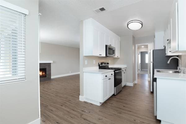 Apartments on Center Street · Hayward photo 2