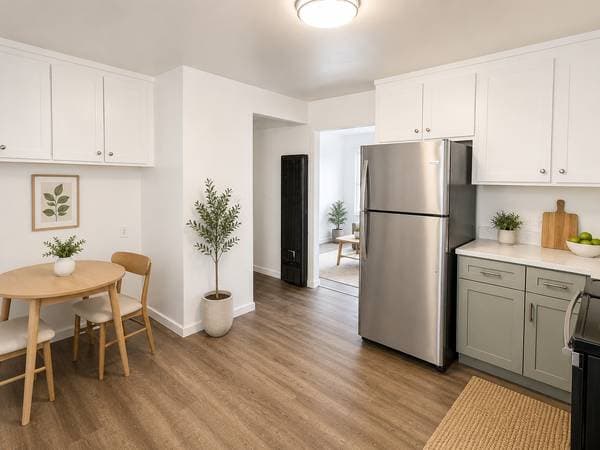 2BR/1BA Apartment · Oakland photo 1