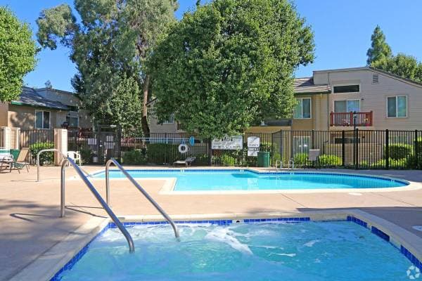 2BR/2BA Apartment on San Jose Drive · Antioch photo 1