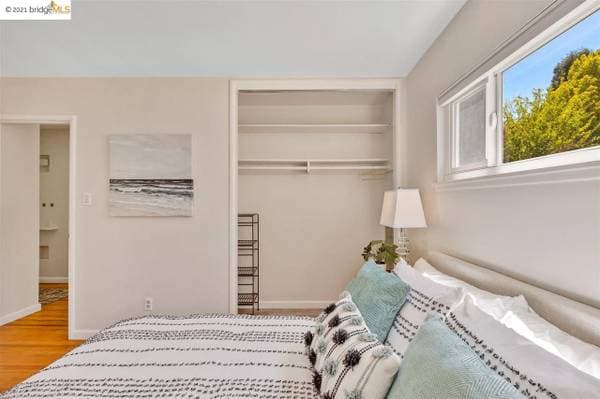1735 Spruce Street, Berkeley, CA 94709 photo 2