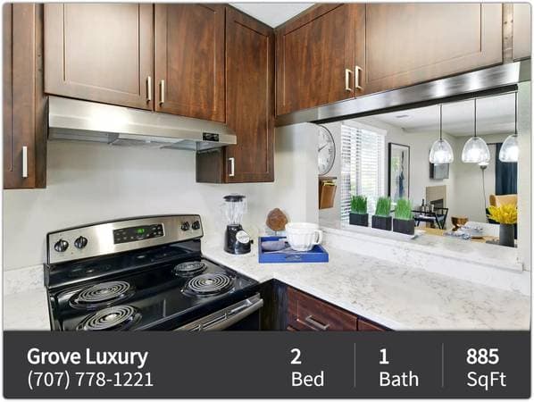 2BR/1BA Apartment on Lakeville Cir · Petaluma photo 2