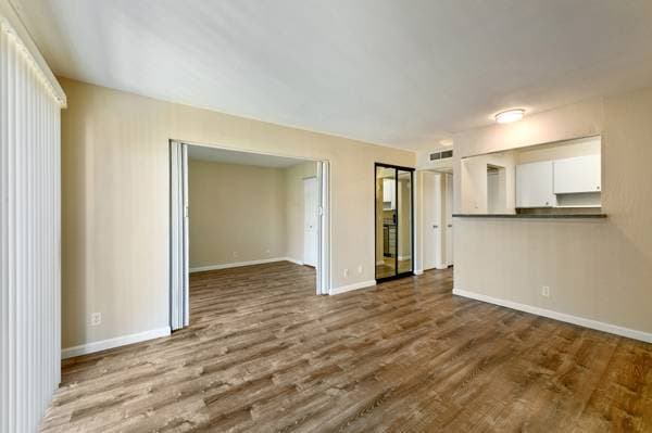 310 N Civic Dr Walnut Creek, CA 94596 photo 5