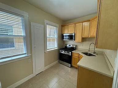 970 Kains Avenue, Albany, CA 94706 photo 2