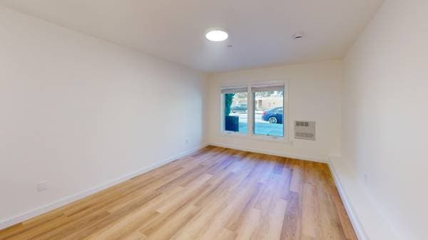 2BR/1BA Apartment on Jefferson St · San Francisco photo 1