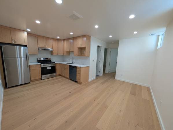 2BR/1BA In Law Adu on Capp Street · San Francisco photo 1