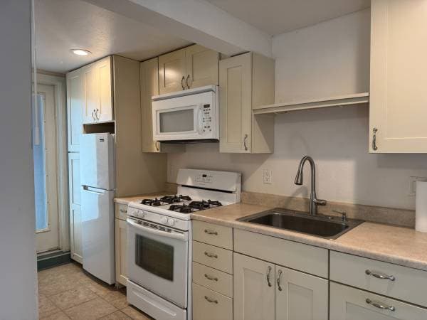 0BR/1BA In Law Adu · Forestville photo 1