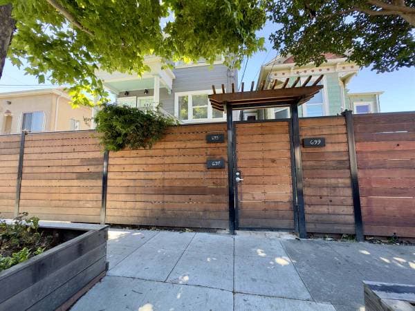 3BR/2BA Duplex on 30th Street · Oakland photo 1