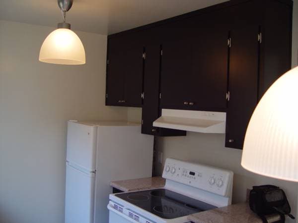 Apartments on 62nd Street · Emeryville photo 2